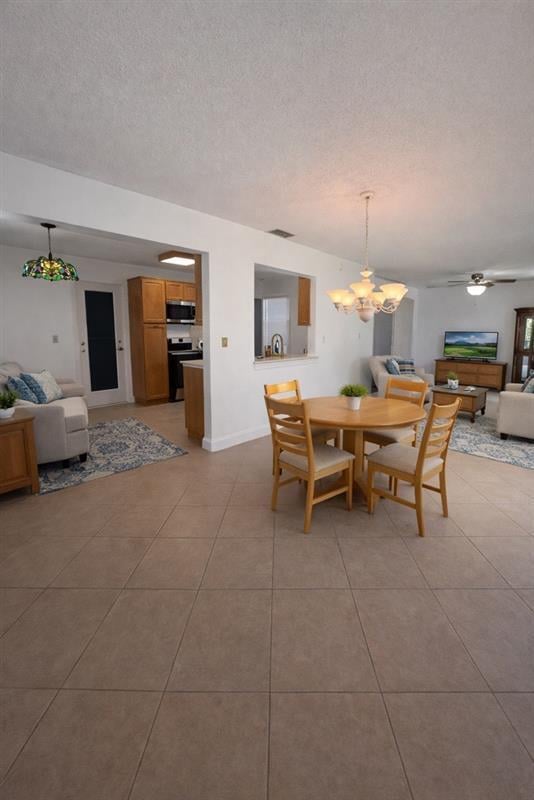 Residence photo 16