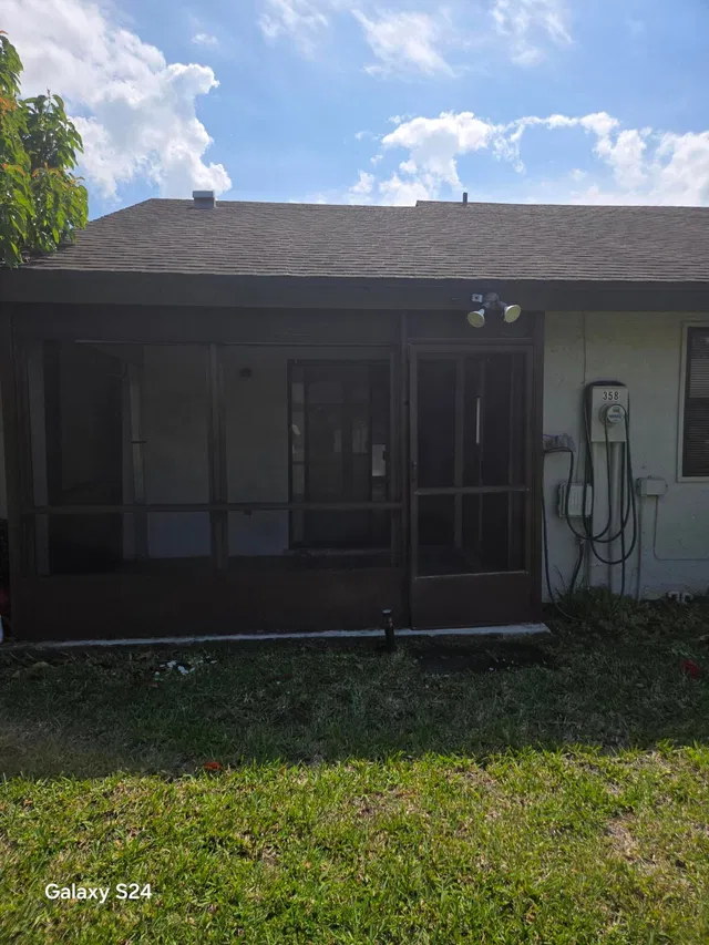  Residence photo 14