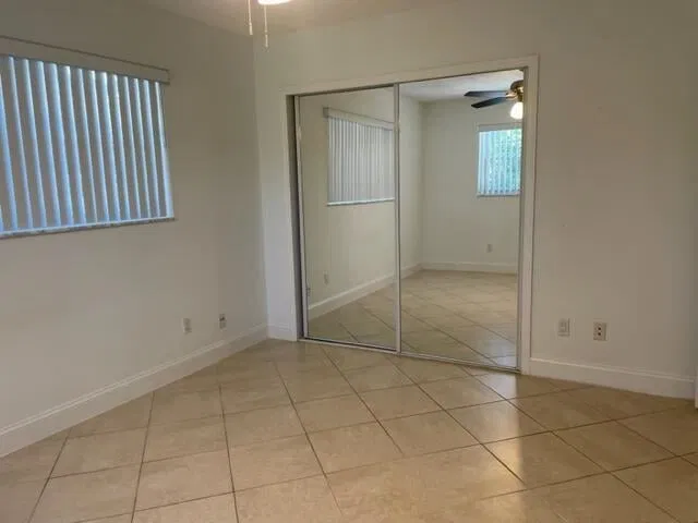 Residence photo 10