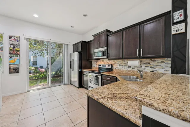 Heritage Club Residence photo 7