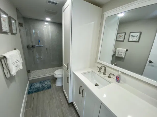 Aquarius Condominium Unit 1501 photo 24