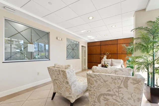 Singer Island Unit 1-902 photo 15
