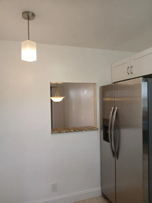 Unit 405 photo 6