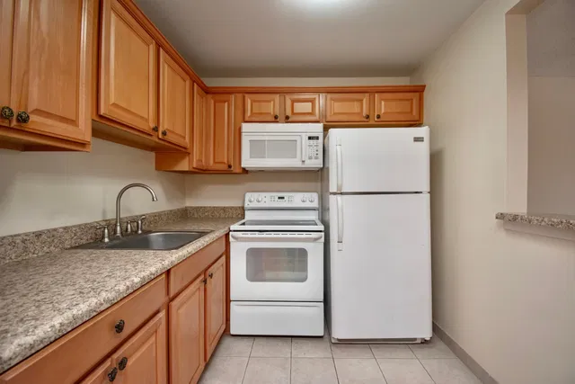Residence photo 2