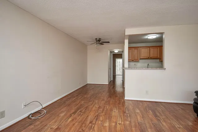 Residence photo 8