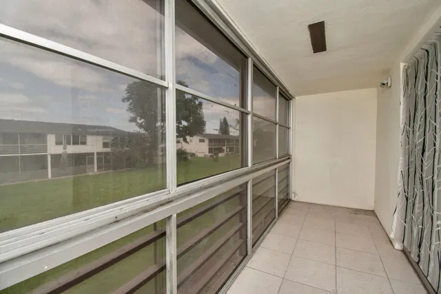Residence photo 13