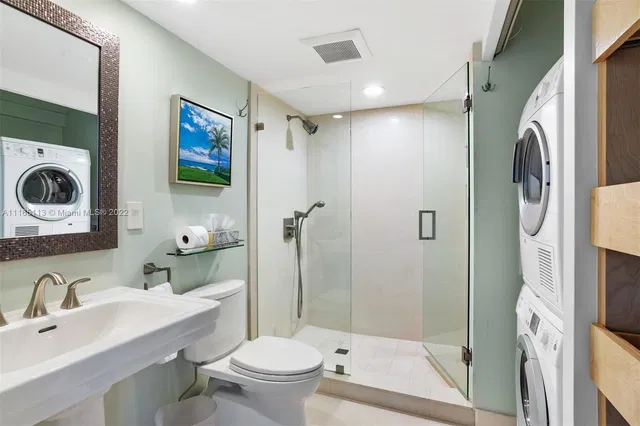 Unit 205 photo 17