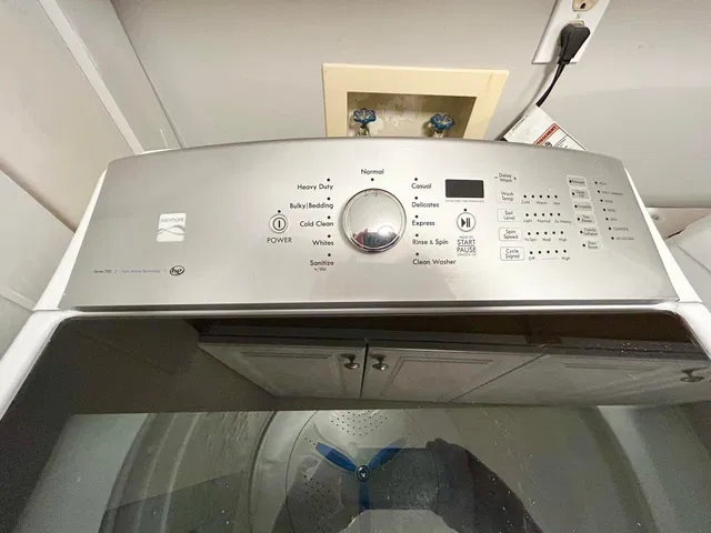 Unit C-2 photo 11