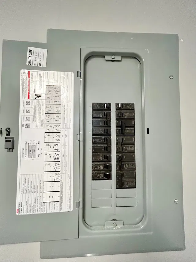 Unit C-2 photo 14