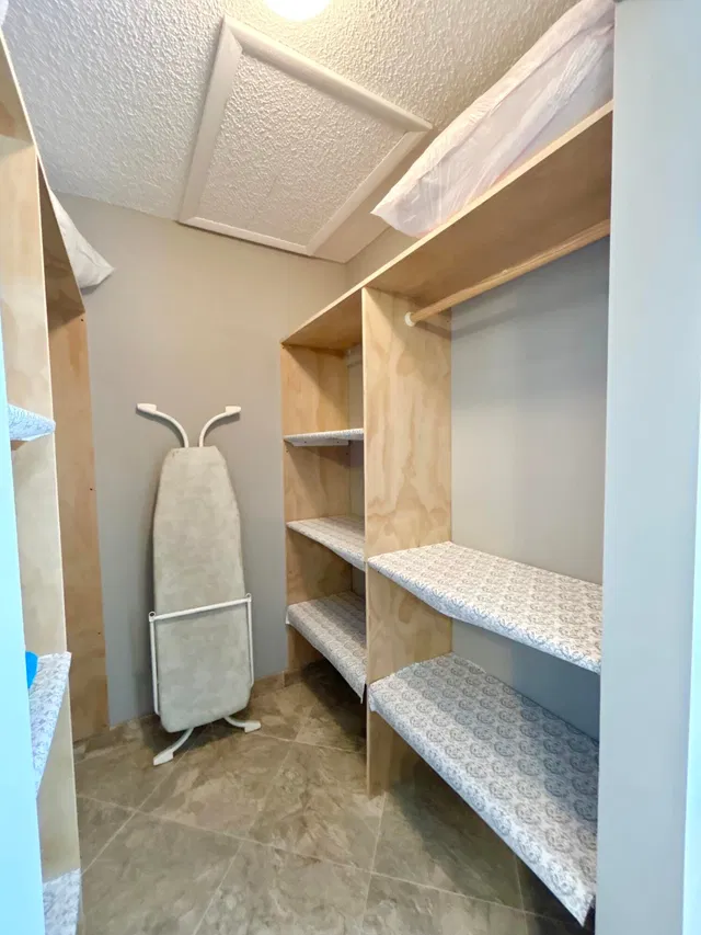 Unit C-2 photo 31