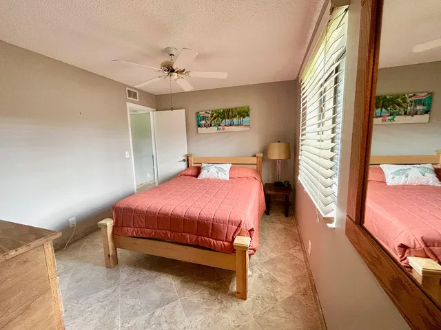 Unit C-2 photo 39