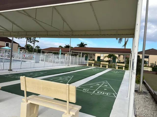 Unit C-2 photo 54