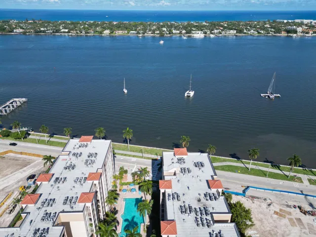 Flagler Pointe Unit 201 photo 7