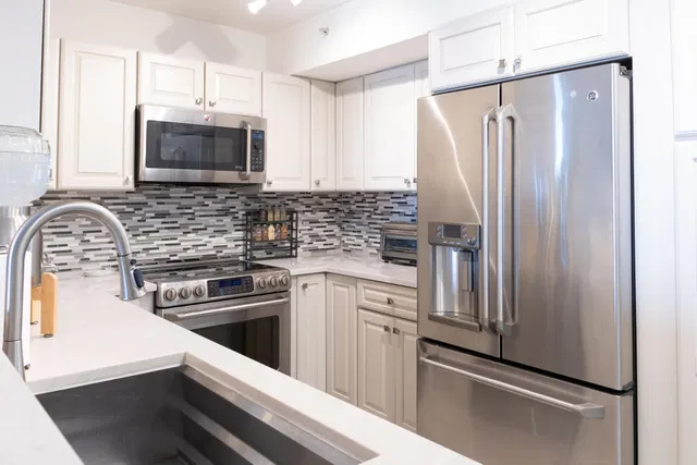 Flagler Pointe Unit 201 photo 15