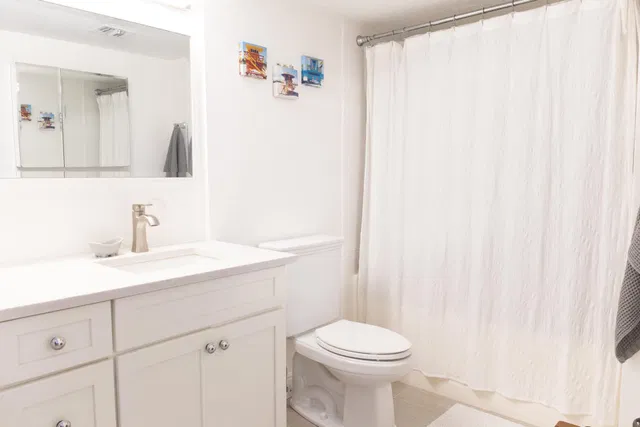 Flagler Pointe Unit 201 photo 23