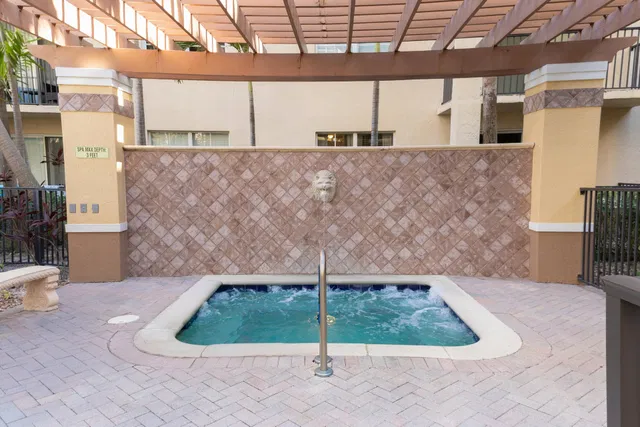 Flagler Pointe Unit 201 photo 36