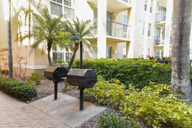 Flagler Pointe Unit 201 photo 38