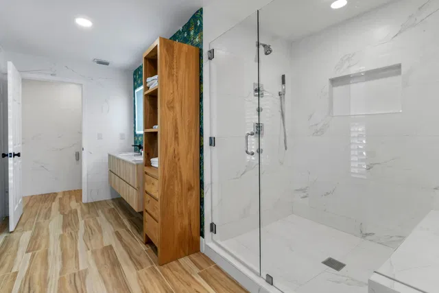Residence photo 36