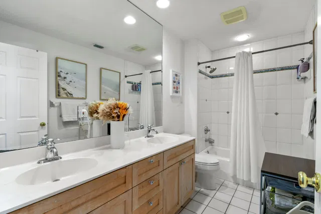 Residence photo 43