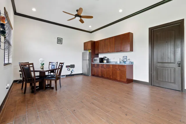 Residence photo 23