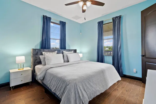 Residence photo 33