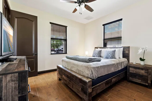 Residence photo 34