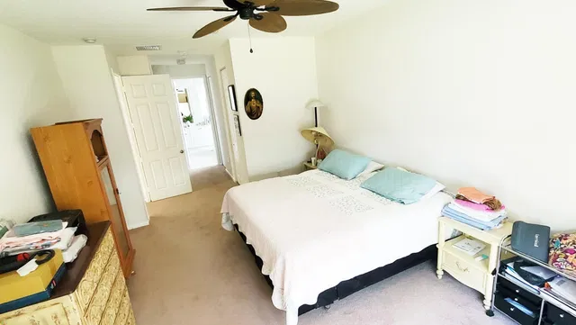  Residence photo 8