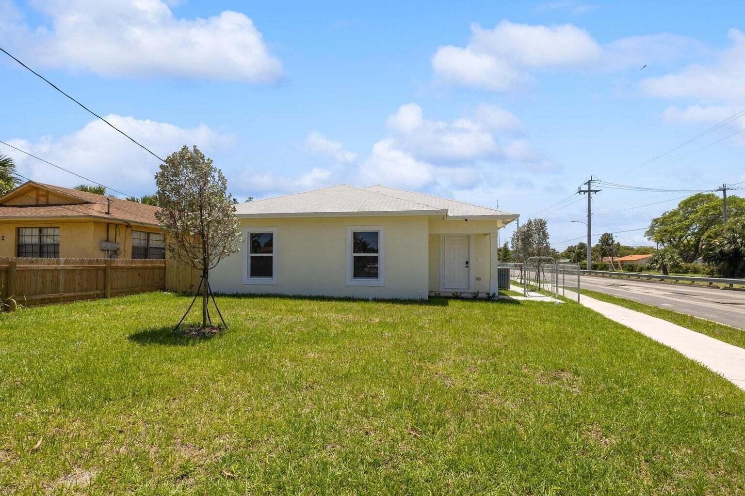 West Palm Beach Residence photo 2