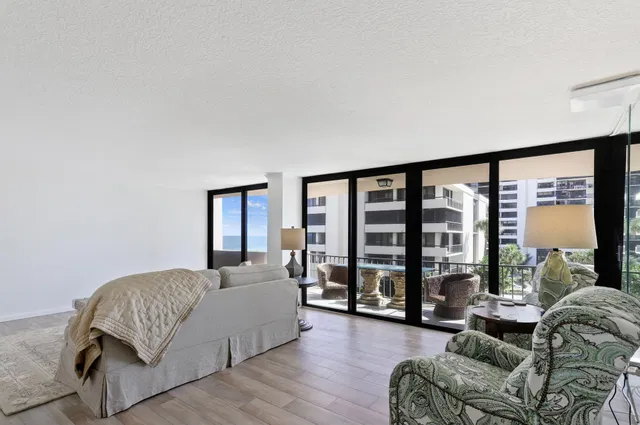 Singer Island Unit 1-304 photo 12