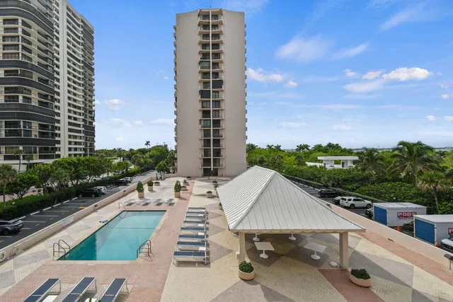 Singer Island Unit 1-304 photo 18