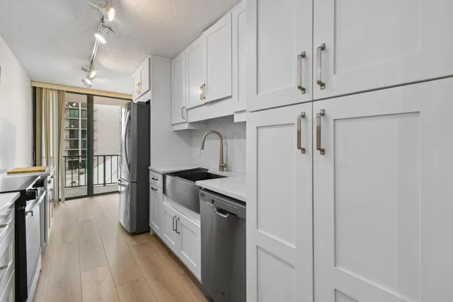 Singer Island Unit 1-304 photo 30