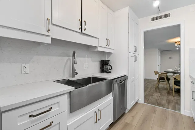 Singer Island Unit 1-304 photo 36