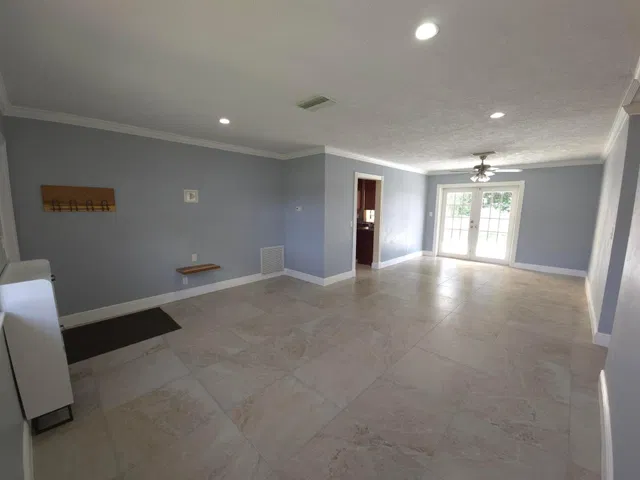 Residence photo 14
