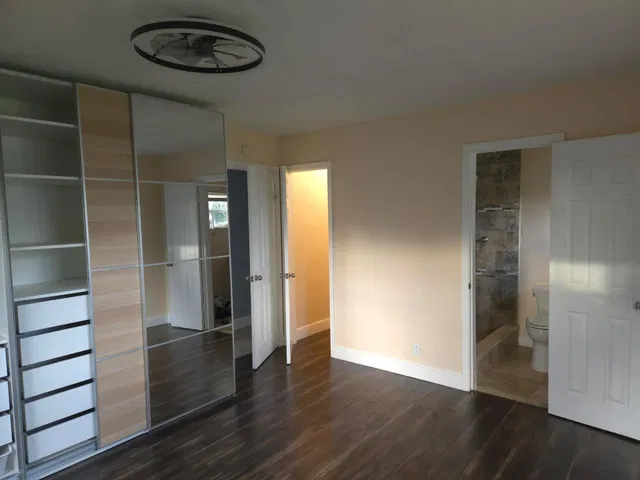 Residence photo 16