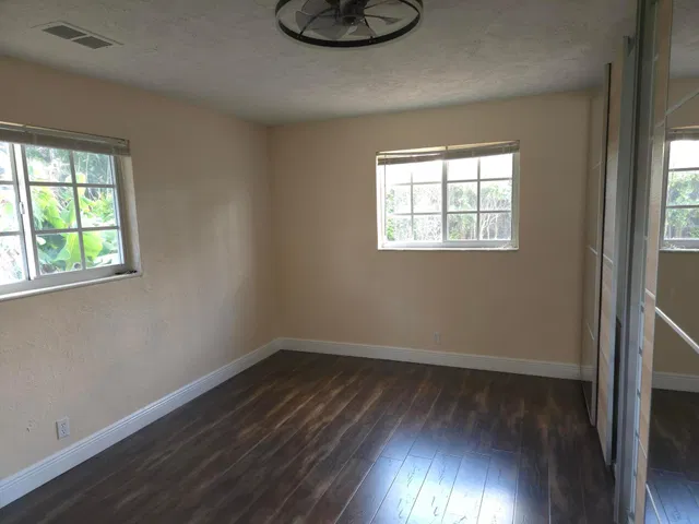 Residence photo 17