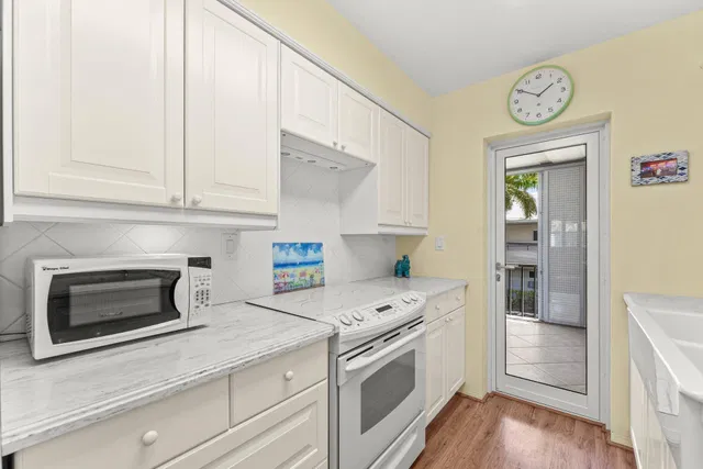 Boca Raton Unit 9 photo 12