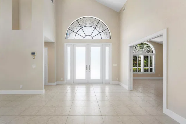 Eastpointe Country Club Residence photo 5