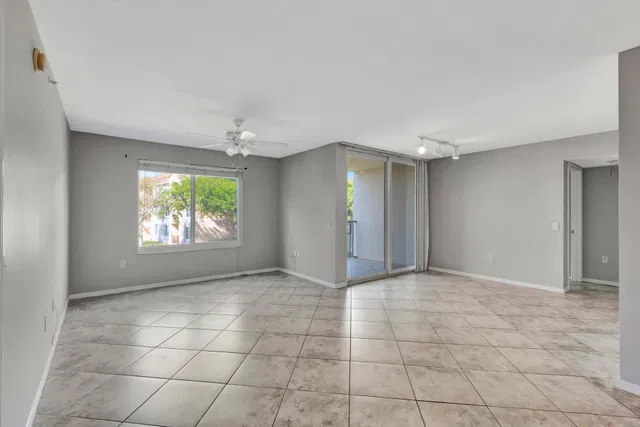  Unit 116 photo 11