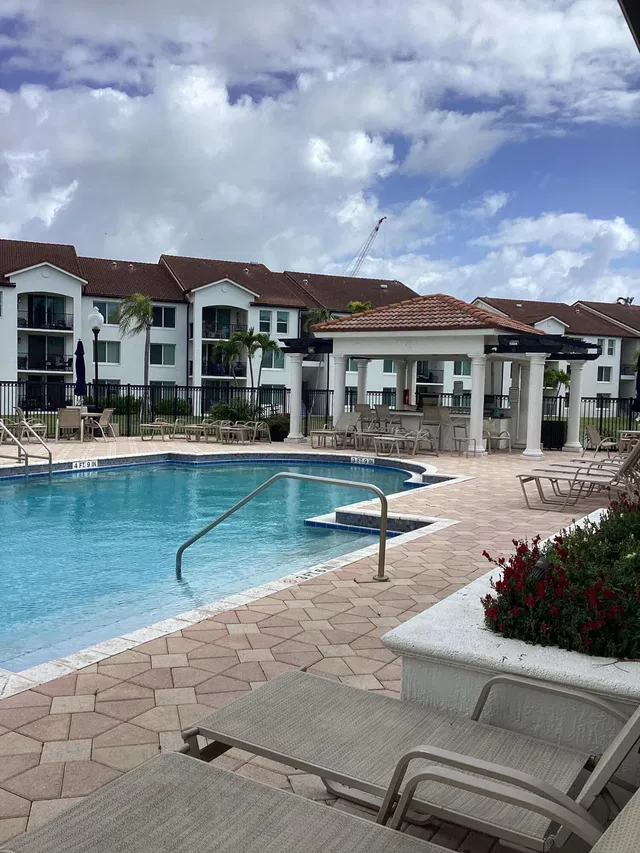  Unit 116 photo 40