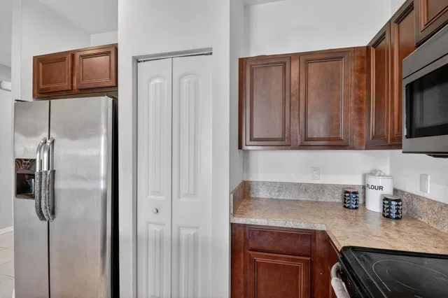 Residence photo 7