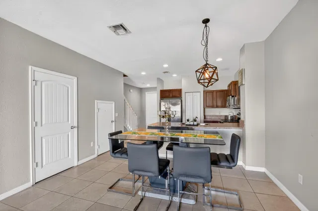 Residence photo 11