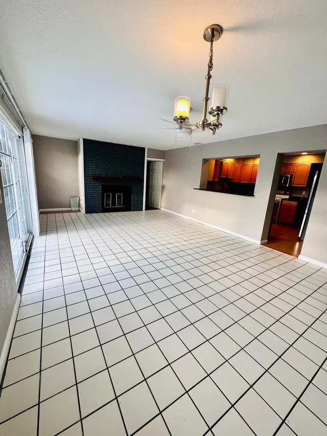 Residence photo 14