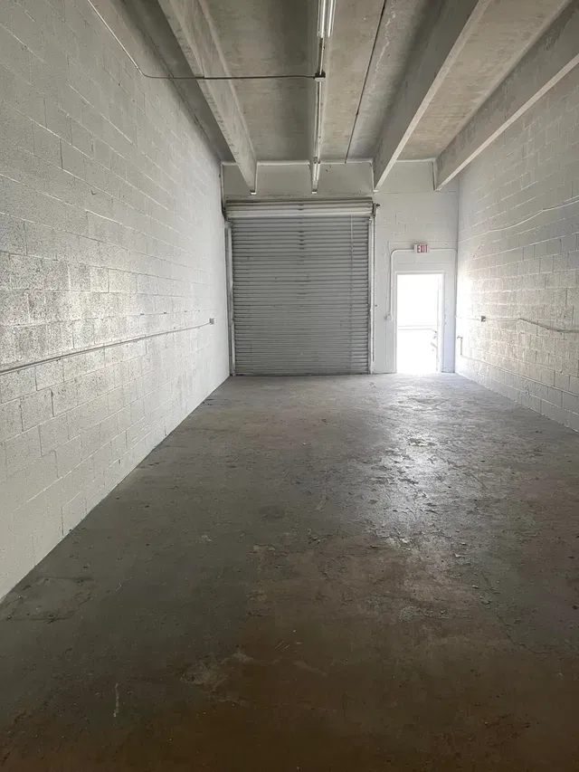 Unit 2 photo 6