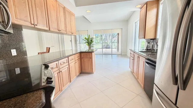 Residence photo 5