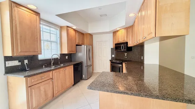 Residence photo 6