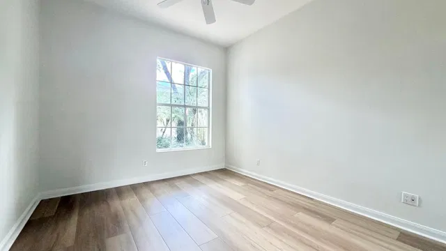 Residence photo 15