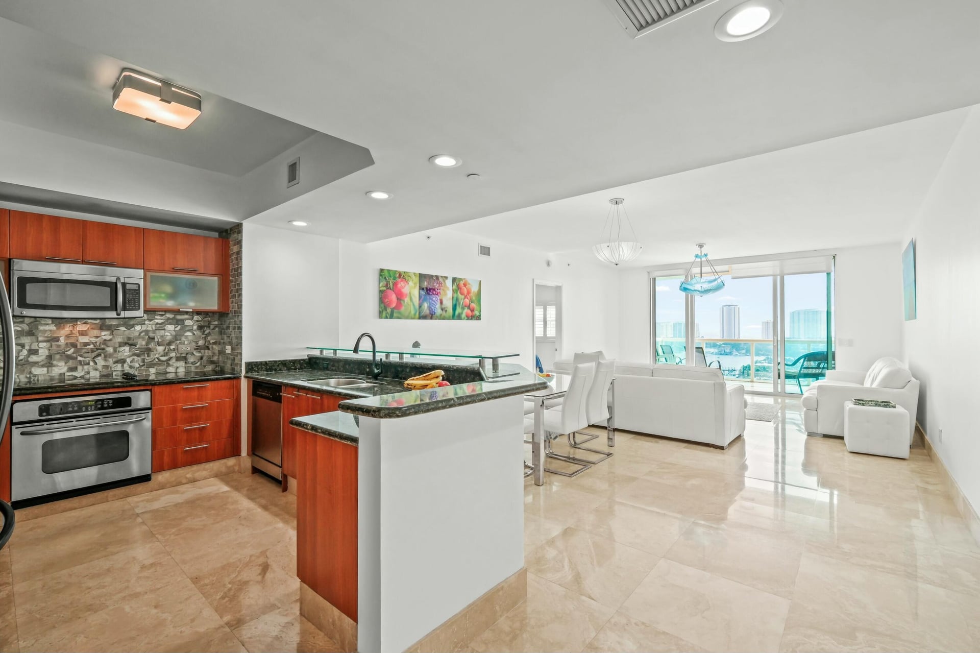 Marina Grande on the Ocean Unit 1710 photo 8
