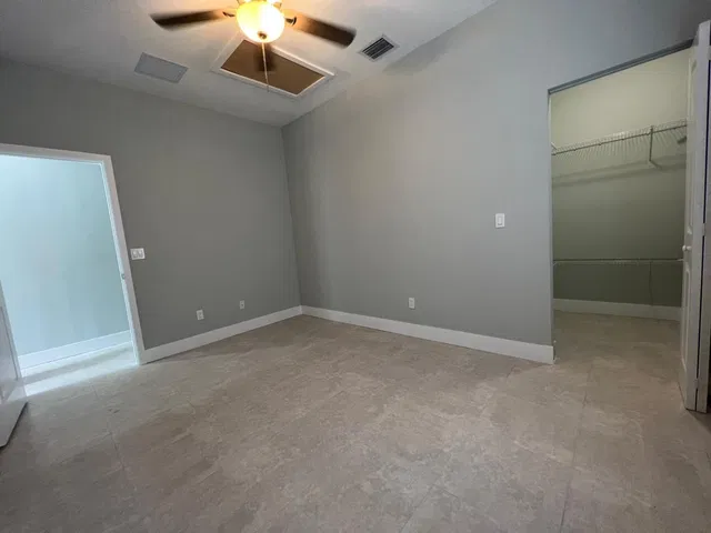 Residence photo 14