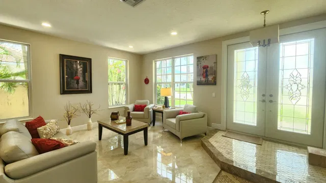  Residence photo 7