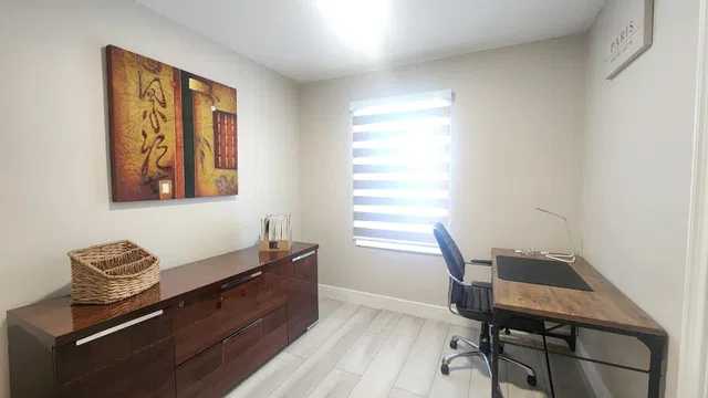  Residence photo 57